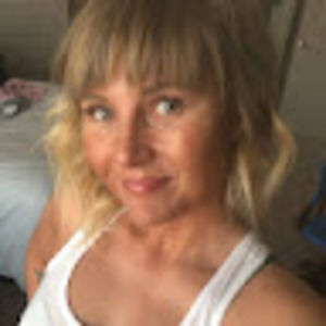 Meet your Posher, Cera